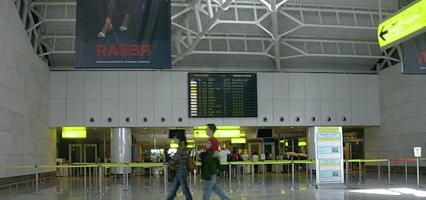 Intérieur de l'aéroport de Cagliari